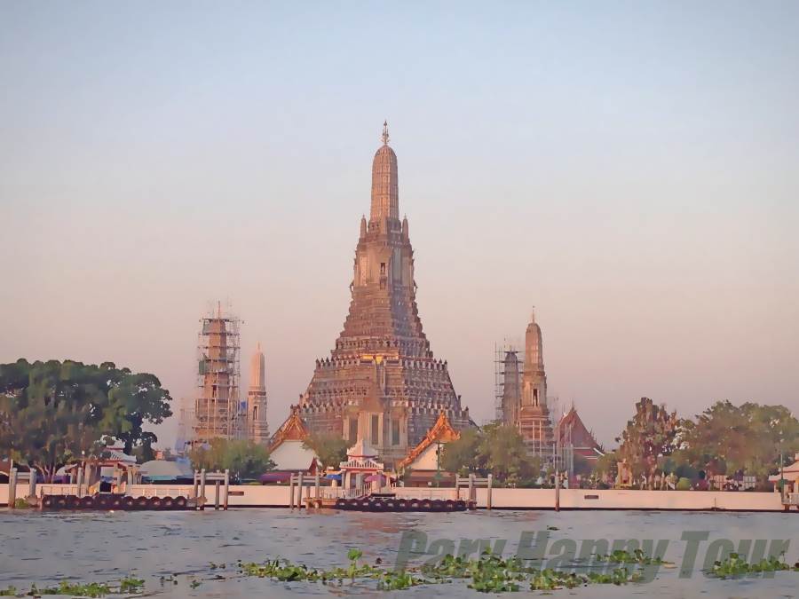 Wat Arun (The Temple Of Dawn)