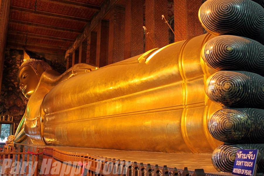 Wat Pho (The Reclining Buddha Temple)